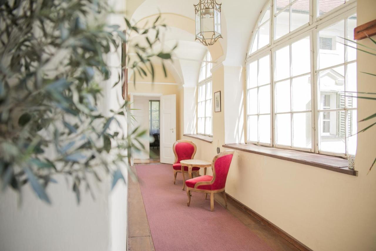 Schlossgut Gundersdorf Farm stay *
